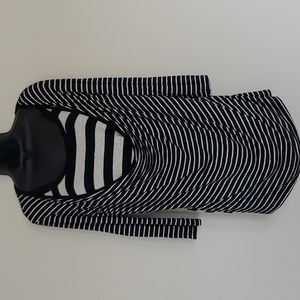 Kim & Cami long sleeve top